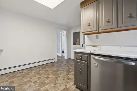 302 Woodland Avenue Luray VA 22835
