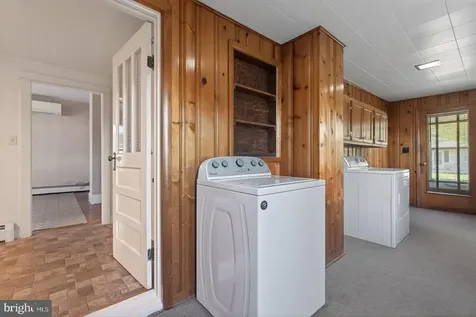 302 Woodland Avenue Luray VA 22835