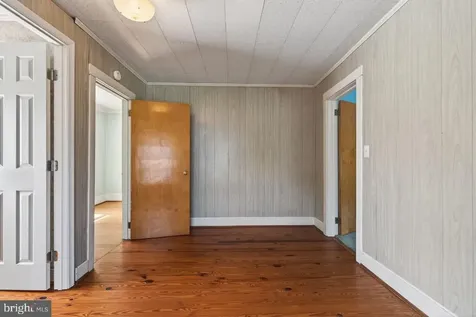 302 Woodland Avenue Luray VA 22835