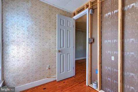 302 Woodland Avenue Luray VA 22835