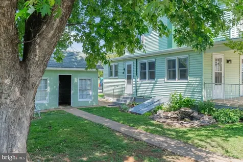 302 Woodland Avenue Luray VA 22835