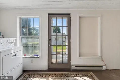 33 Marye Lane N Luray VA 22835