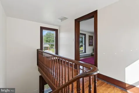 33 Marye Lane N Luray VA 22835