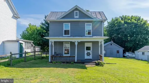 33 Marye Lane N Luray VA 22835