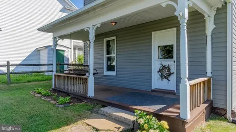 33 Marye Lane N Luray VA 22835