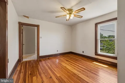 606 First Street S Shenandoah VA 22849