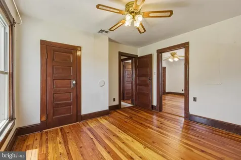 606 First Street S Shenandoah VA 22849