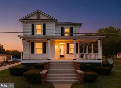 606 First Street S Shenandoah VA 22849