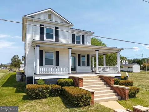 606 First Street S Shenandoah VA 22849