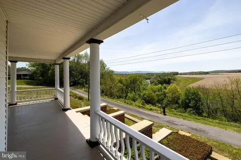 606 First Street S Shenandoah VA 22849