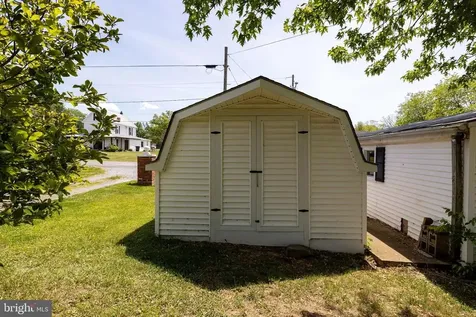 606 First Street S Shenandoah VA 22849