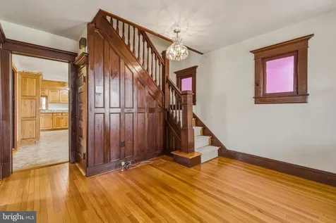606 First Street S Shenandoah VA 22849