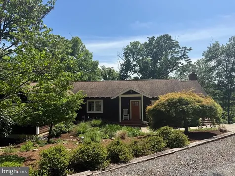 801 Woodside Drive Rileyville VA 22650