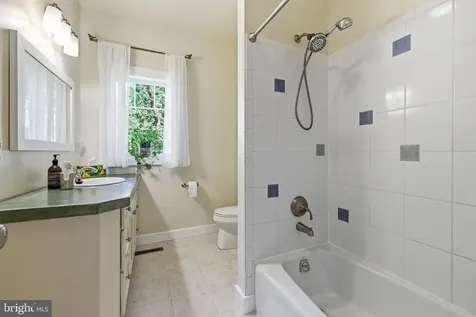 801 Woodside Drive Rileyville VA 22650