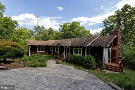 801 Woodside Drive Rileyville VA 22650