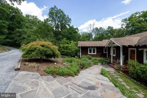 801 Woodside Drive Rileyville VA 22650