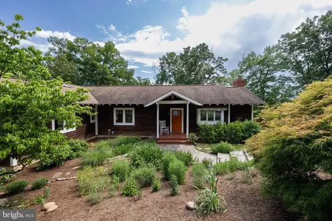 801 Woodside Drive Rileyville VA 22650