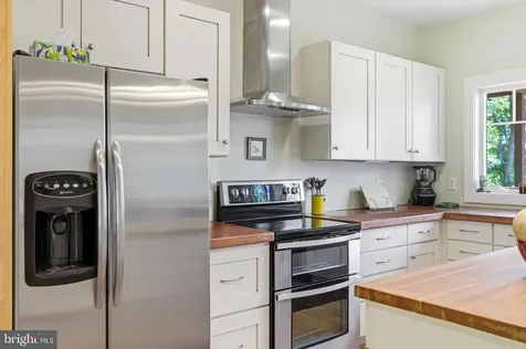801 Woodside Drive Rileyville VA 22650