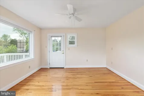 1050 Almond Drive Luray VA 22835