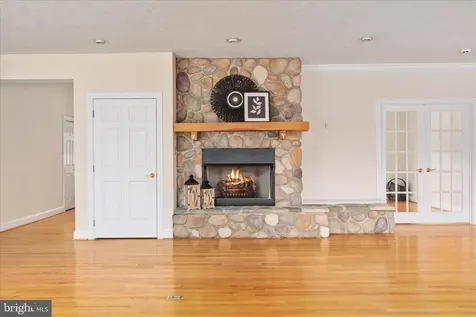 1050 Almond Drive Luray VA 22835