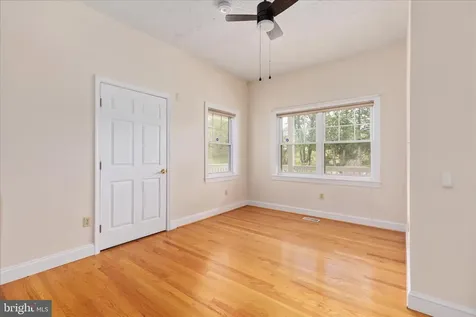 1050 Almond Drive Luray VA 22835