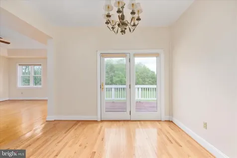 1050 Almond Drive Luray VA 22835