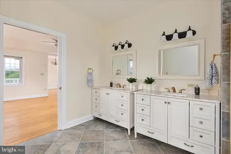 1050 Almond Drive Luray VA 22835