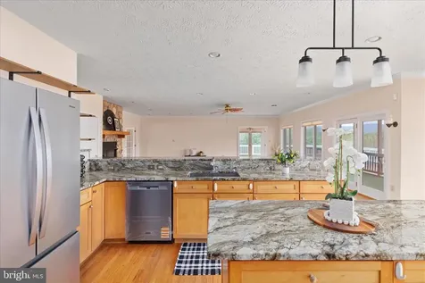 1050 Almond Drive Luray VA 22835