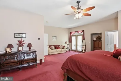 524 Mcdaniel Lane S Shenandoah VA 22849