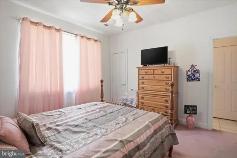 524 Mcdaniel Lane S Shenandoah VA 22849
