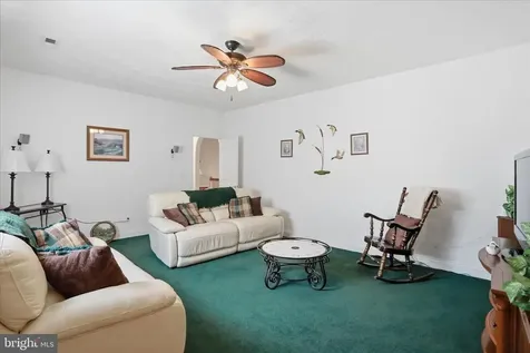 524 Mcdaniel Lane S Shenandoah VA 22849