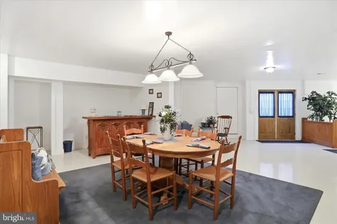 524 Mcdaniel Lane S Shenandoah VA 22849