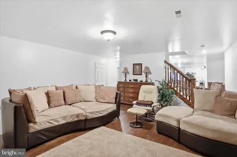 524 Mcdaniel Lane S Shenandoah VA 22849