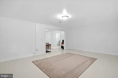 524 Mcdaniel Lane S Shenandoah VA 22849
