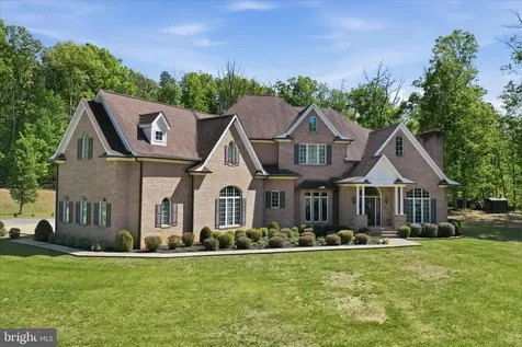 524 Mcdaniel Lane S Shenandoah VA 22849