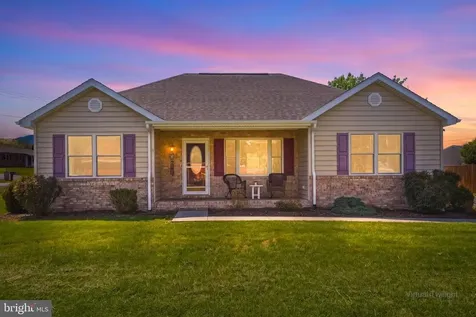 10 Cumbia Avenue Luray VA 22835
