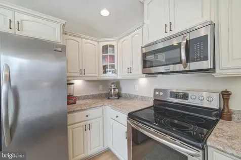 10 Cumbia Avenue Luray VA 22835
