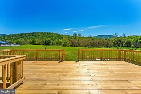6315 Ida Road Stanley VA 22851