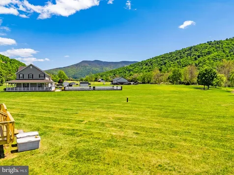 6315 Ida Road Stanley VA 22851