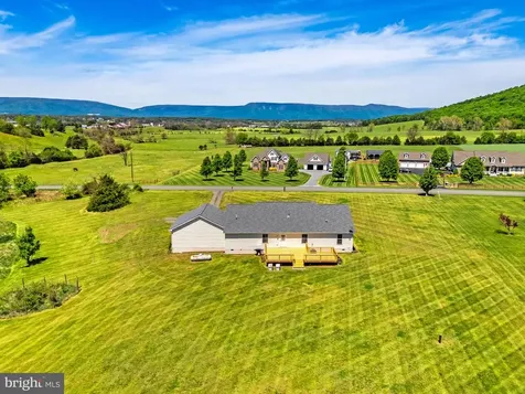 6315 Ida Road Stanley VA 22851