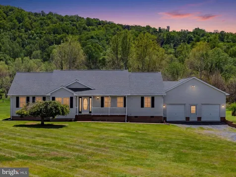 6315 Ida Road Stanley VA 22851