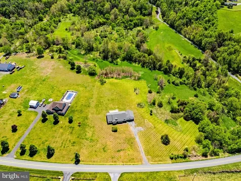 6315 Ida Road Stanley VA 22851