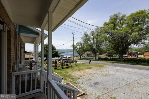 312 Quincy Avenue Shenandoah VA 22849