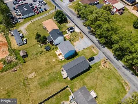 312 Quincy Avenue Shenandoah VA 22849