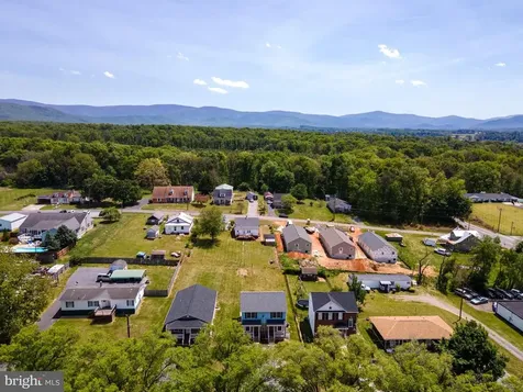 312 Quincy Avenue Shenandoah VA 22849
