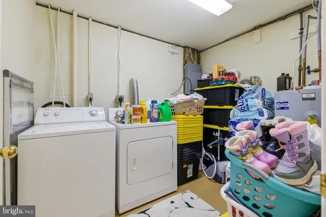117 Warren Avenue Shenandoah VA 22849