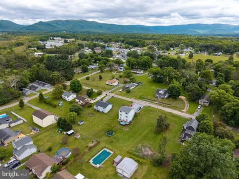 117 Warren Avenue Shenandoah VA 22849