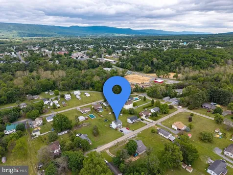 117 Warren Avenue Shenandoah VA 22849