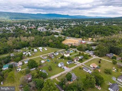 117 Warren Avenue Shenandoah VA 22849