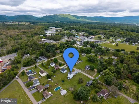 117 Warren Avenue Shenandoah VA 22849